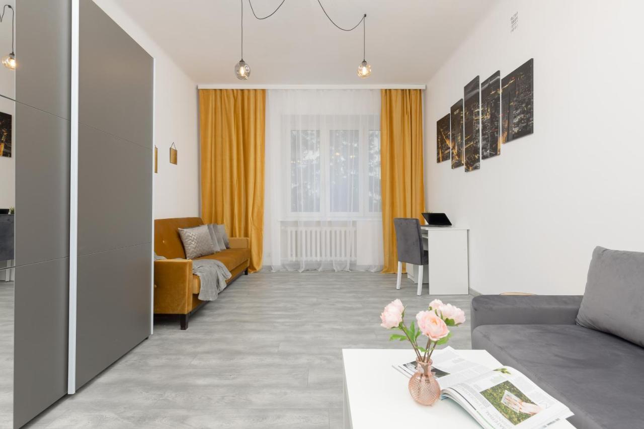 Metro Plac Wilsona Apartments Mickiewicza By Noclegi Renters Varsavia Esterno foto