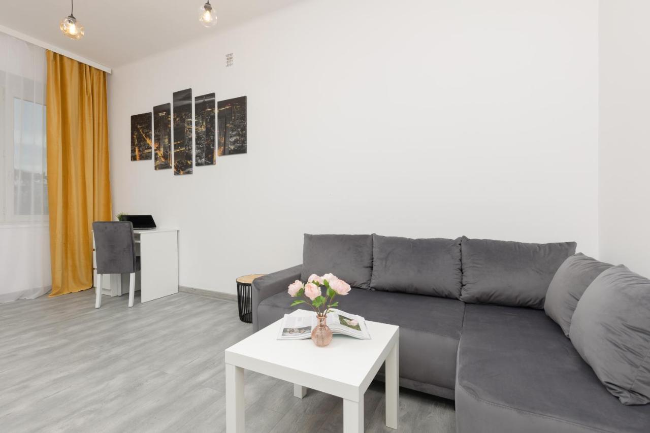 Metro Plac Wilsona Apartments Mickiewicza By Noclegi Renters Varsavia Esterno foto