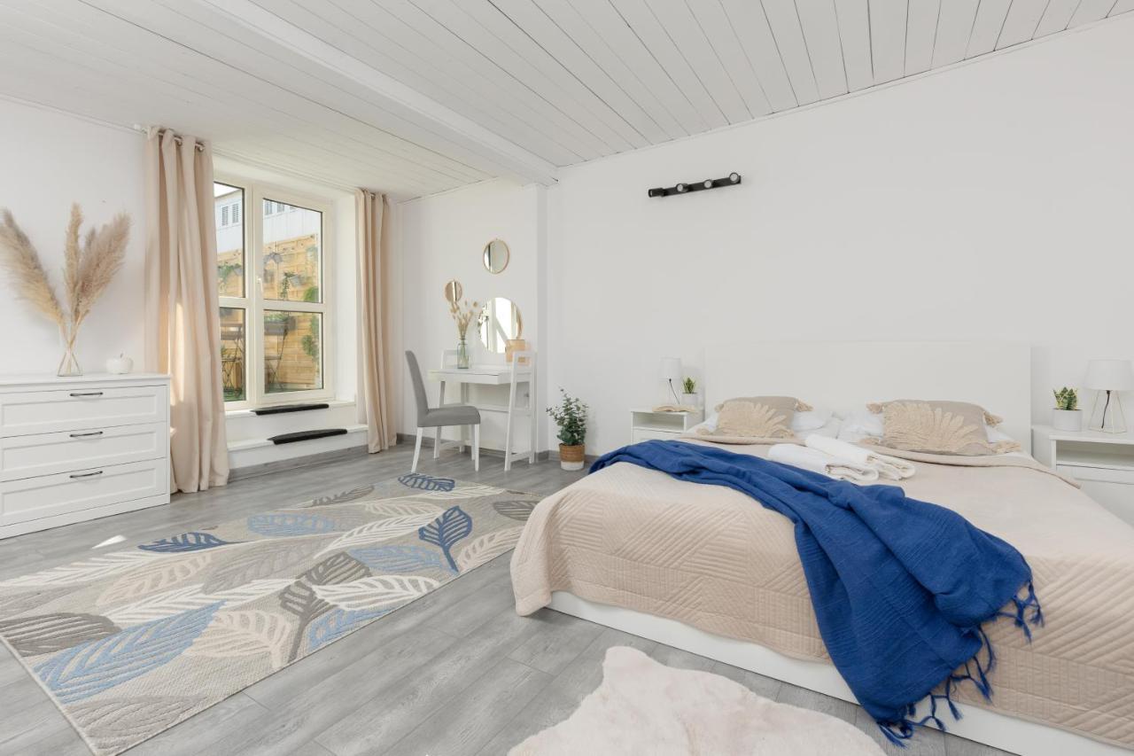 Metro Plac Wilsona Apartments Mickiewicza By Noclegi Renters Varsavia Esterno foto