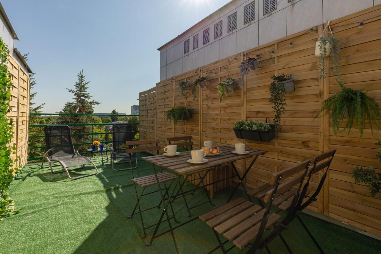 Metro Plac Wilsona Apartments Mickiewicza By Noclegi Renters Varsavia Esterno foto