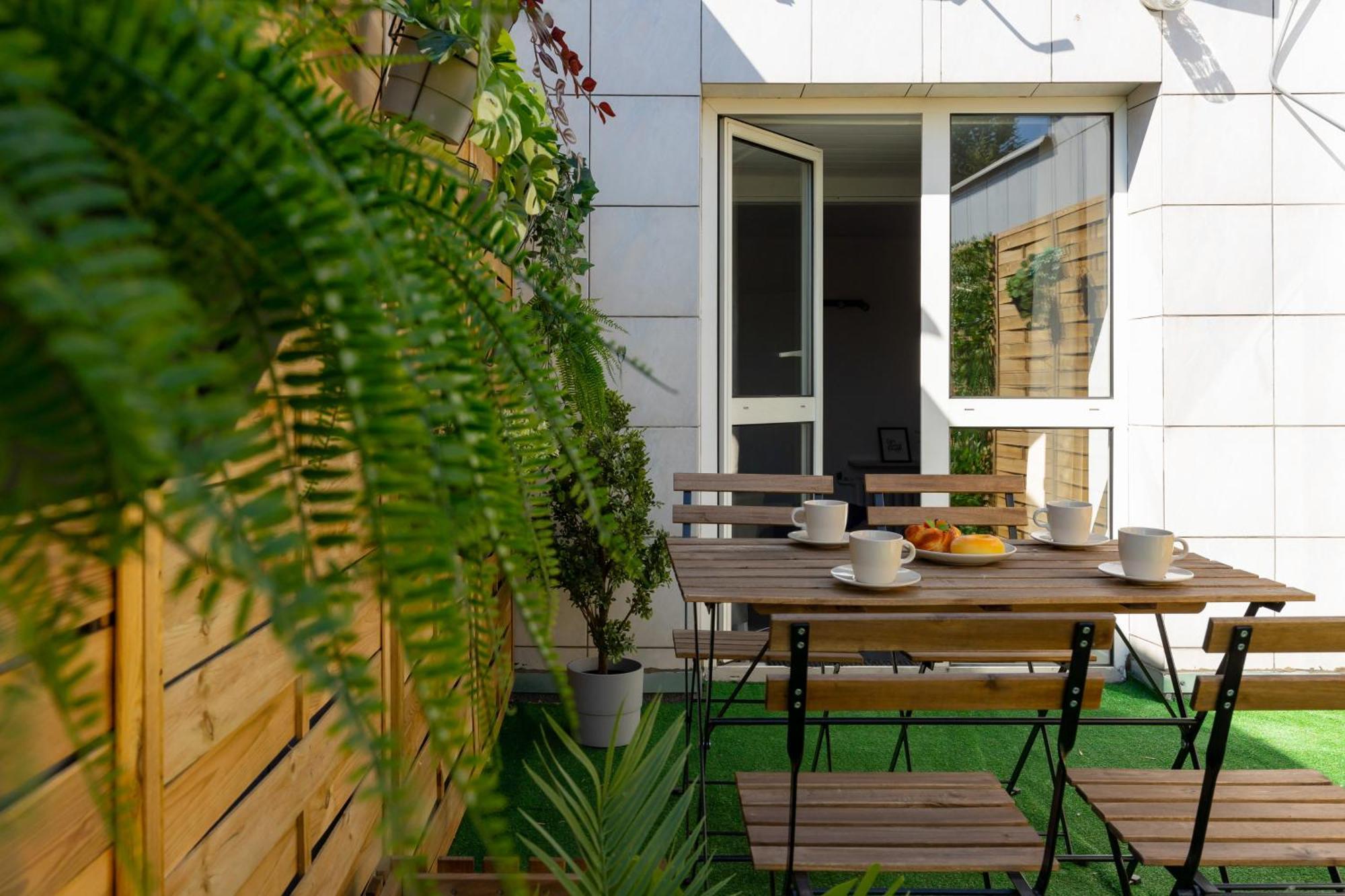 Metro Plac Wilsona Apartments Mickiewicza By Noclegi Renters Varsavia Esterno foto