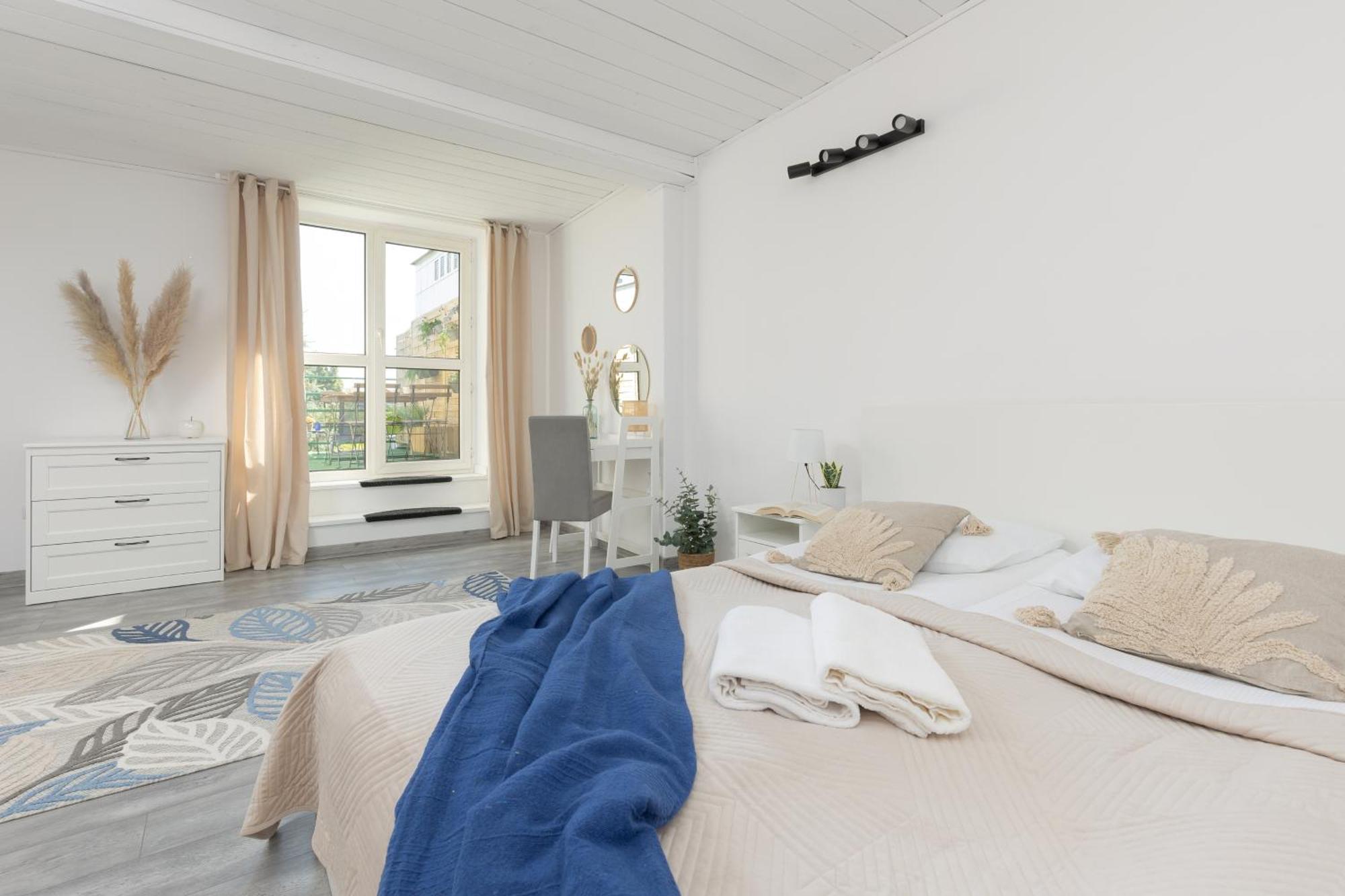 Metro Plac Wilsona Apartments Mickiewicza By Noclegi Renters Varsavia Esterno foto
