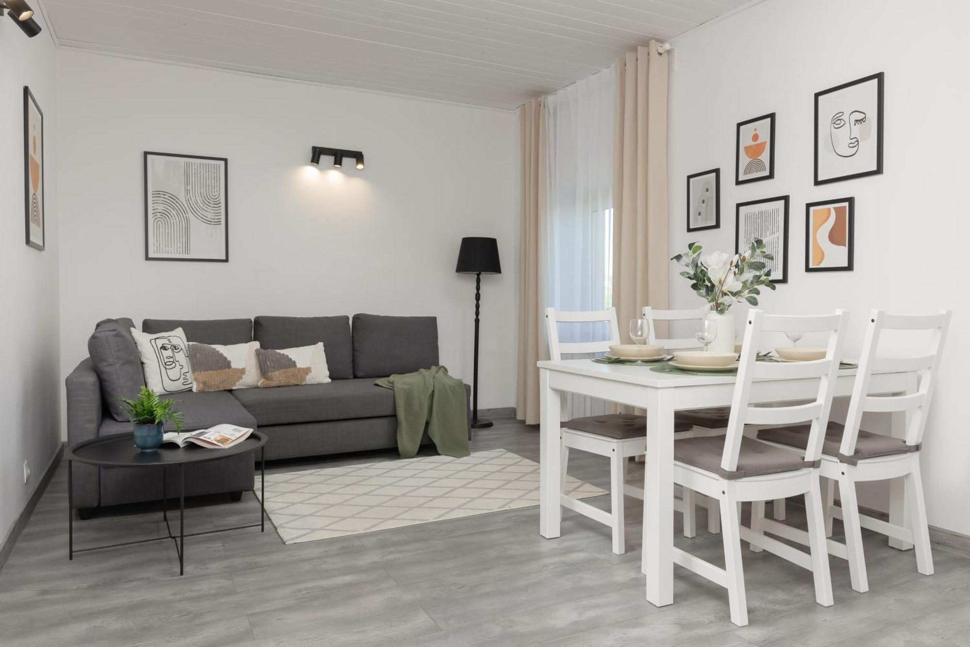 Metro Plac Wilsona Apartments Mickiewicza By Noclegi Renters Varsavia Esterno foto