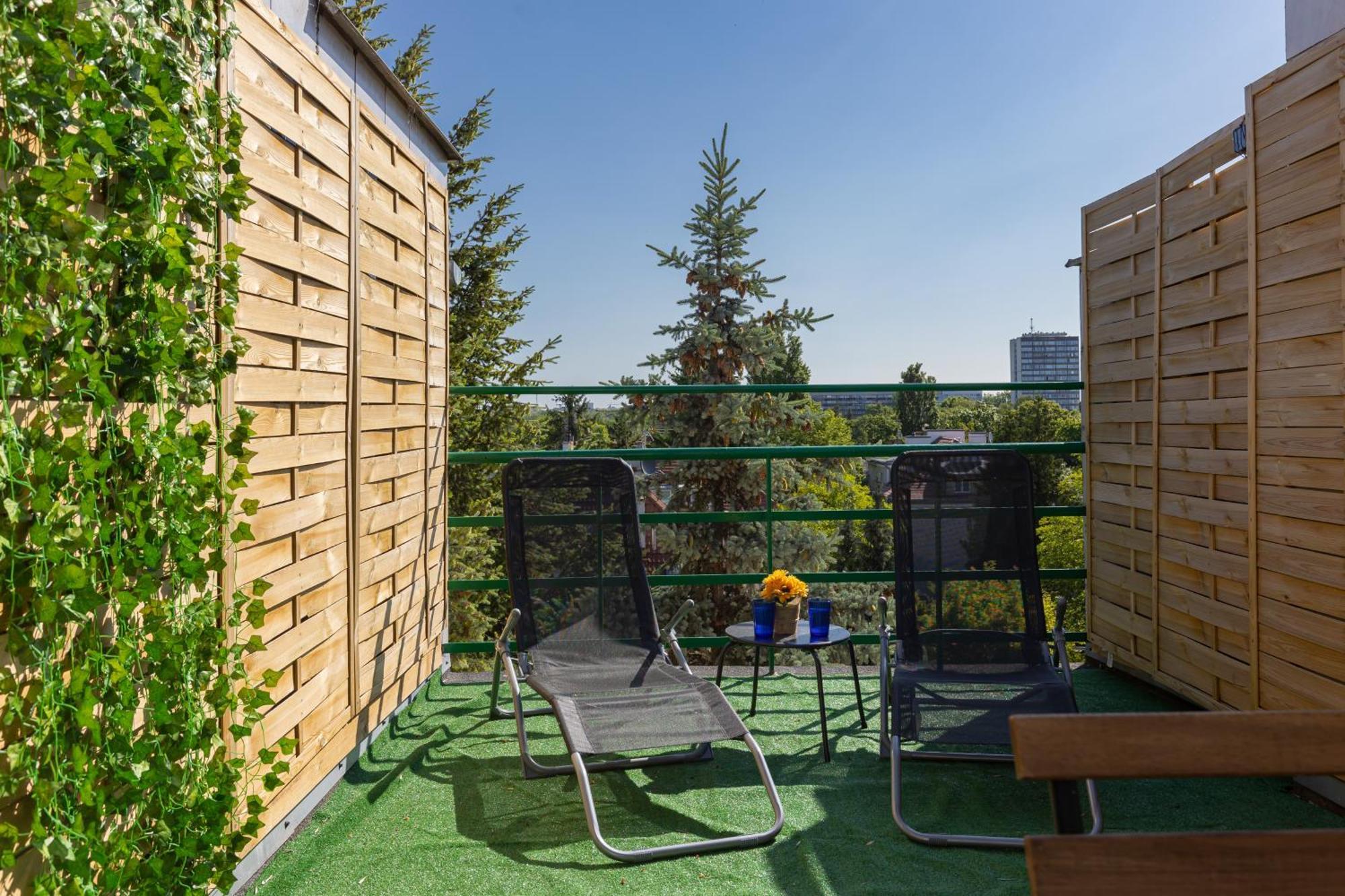 Metro Plac Wilsona Apartments Mickiewicza By Noclegi Renters Varsavia Esterno foto